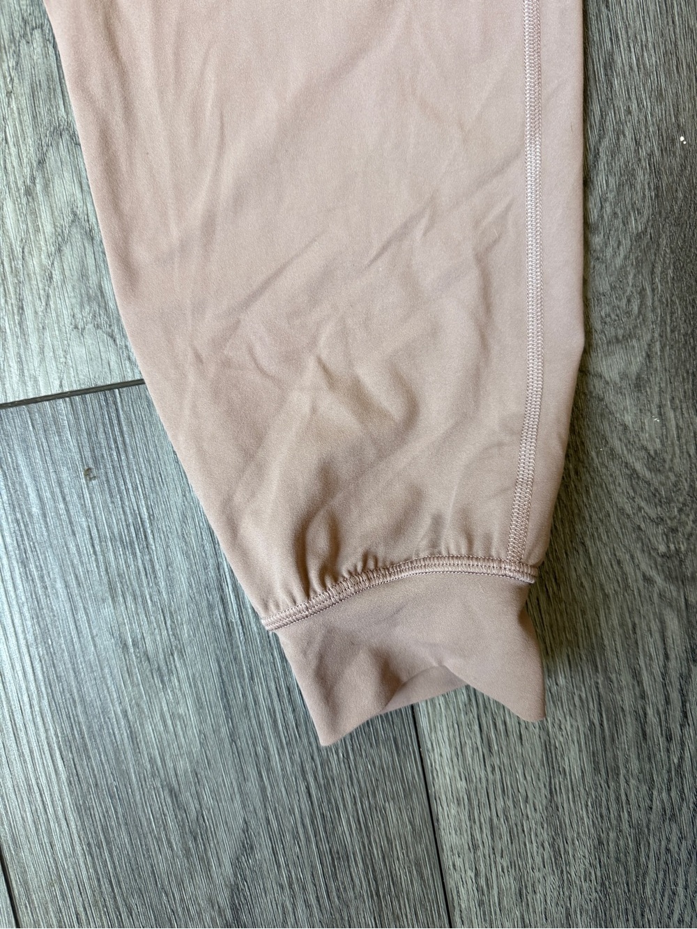 lululemon athletica High-Rise Jogger in Ashen Rose - Picture 8 of 10